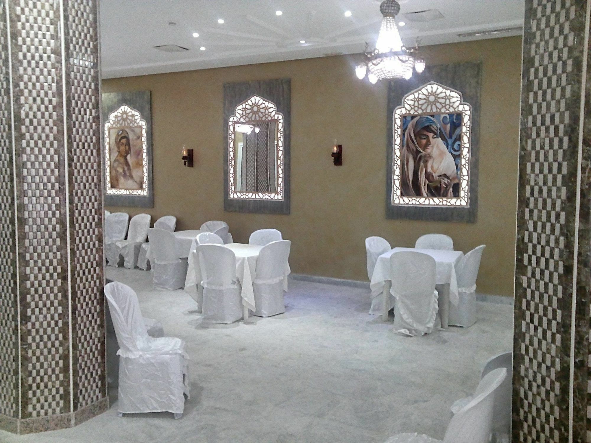 Hotel Saheb Ettabaa Tunis Zewnętrze zdjęcie